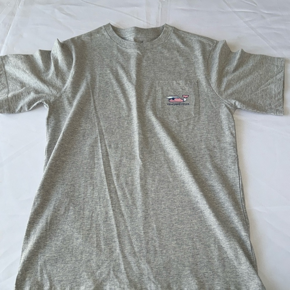 Boy’s Vineyard Vines tee shirt